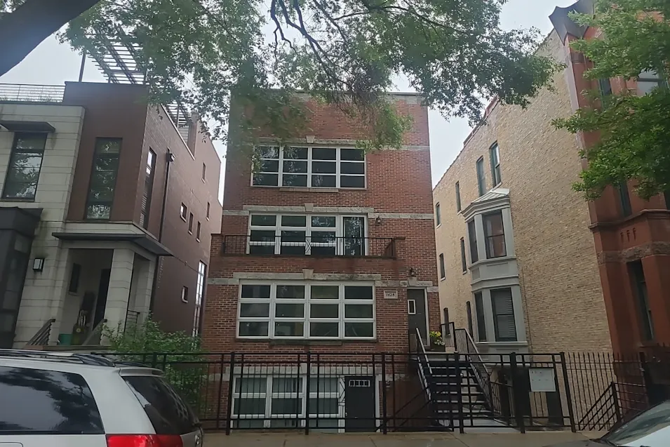 1428 N Mohawk St Apt A Chicago, IL 60610, Cook County