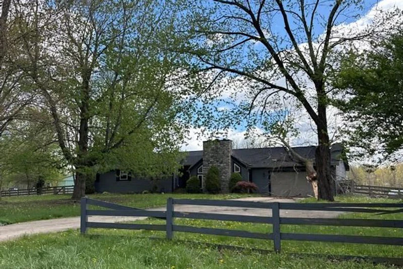 7482 Condit Road