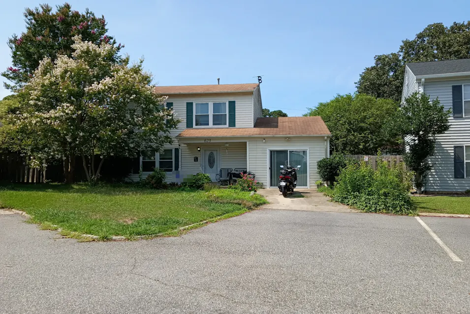 623 McLaw Drive Newport News, VA 23608, Newport News City County