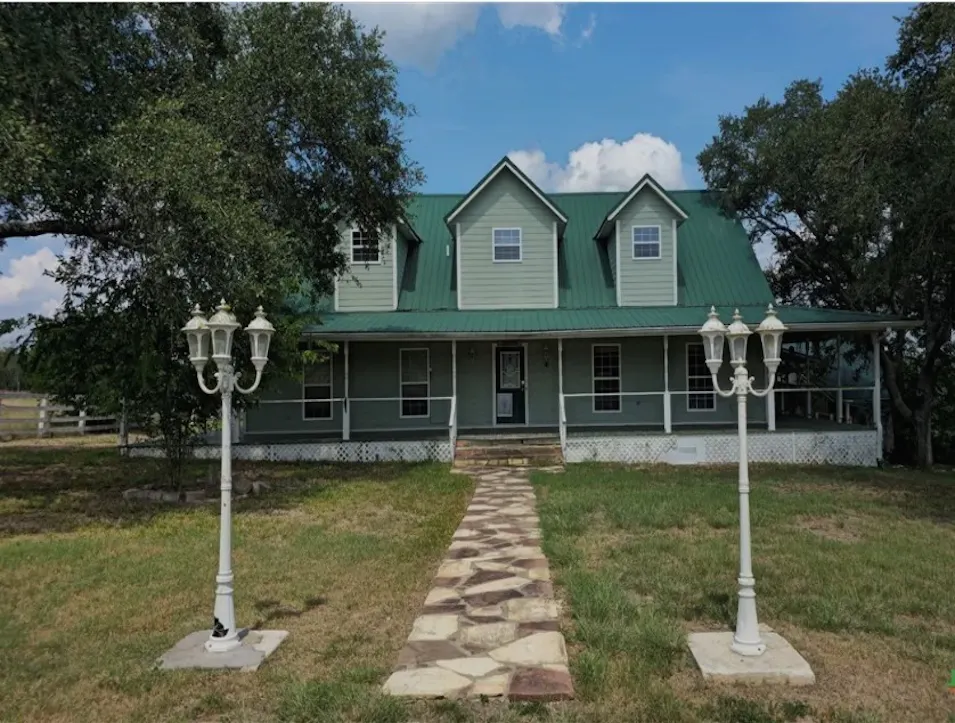 270 Canyon View Dr Goliad, TX 77963, Goliad County