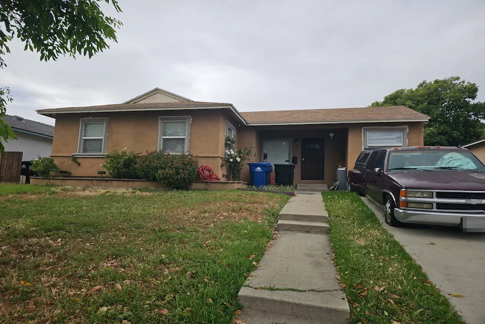 832 W Flora St Ontario, CA 91762, San Bernardino County