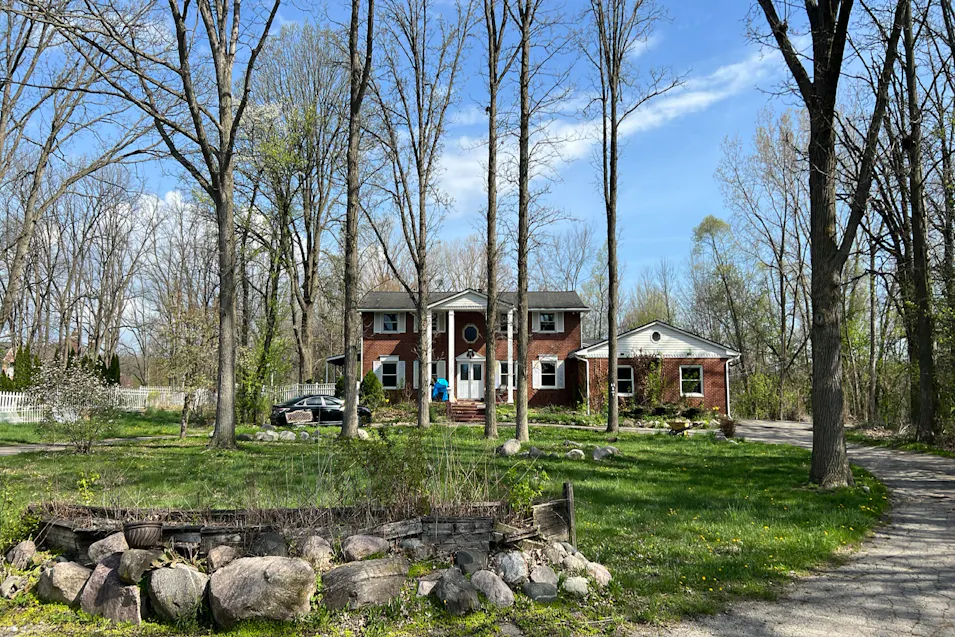 48000 8 Mile Rd Northville, MI 48167, Oakland County