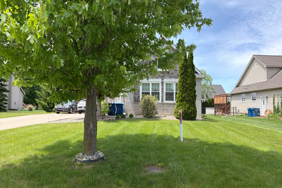 5005 Wyndemere Square Swartz Creek, MI 48473, Genesee County