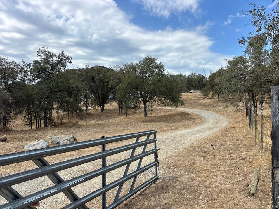 35264 Smalley Road Auberry, CA 93602, Fresno County