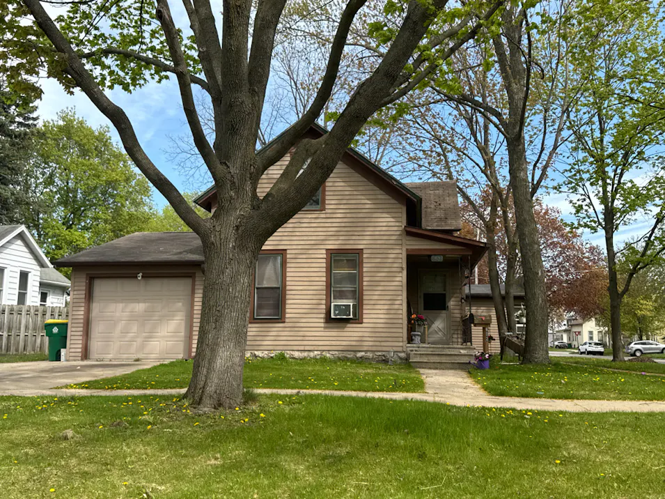 602 N Maple Ave Green Bay, WI 53403, Brown County
