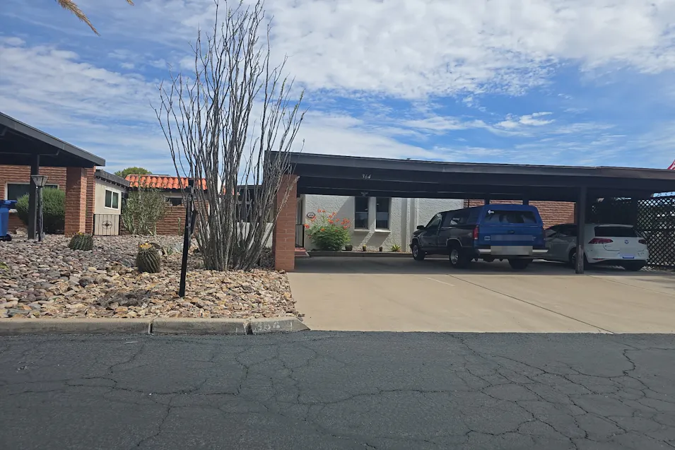 364 W Calle De La Amistad Green Valley, AZ 85614, Pima County