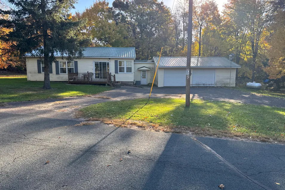 2628 River Road Saint Croix Falls, WI 54024, Polk County