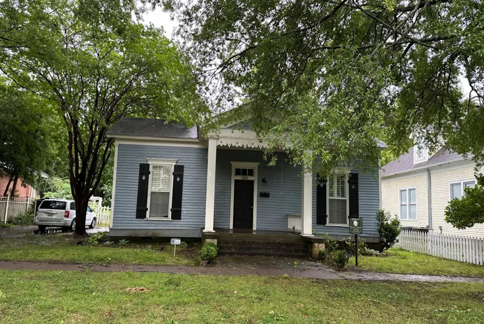 606 Oak St NE Decatur, AL 35601, Morgan County
