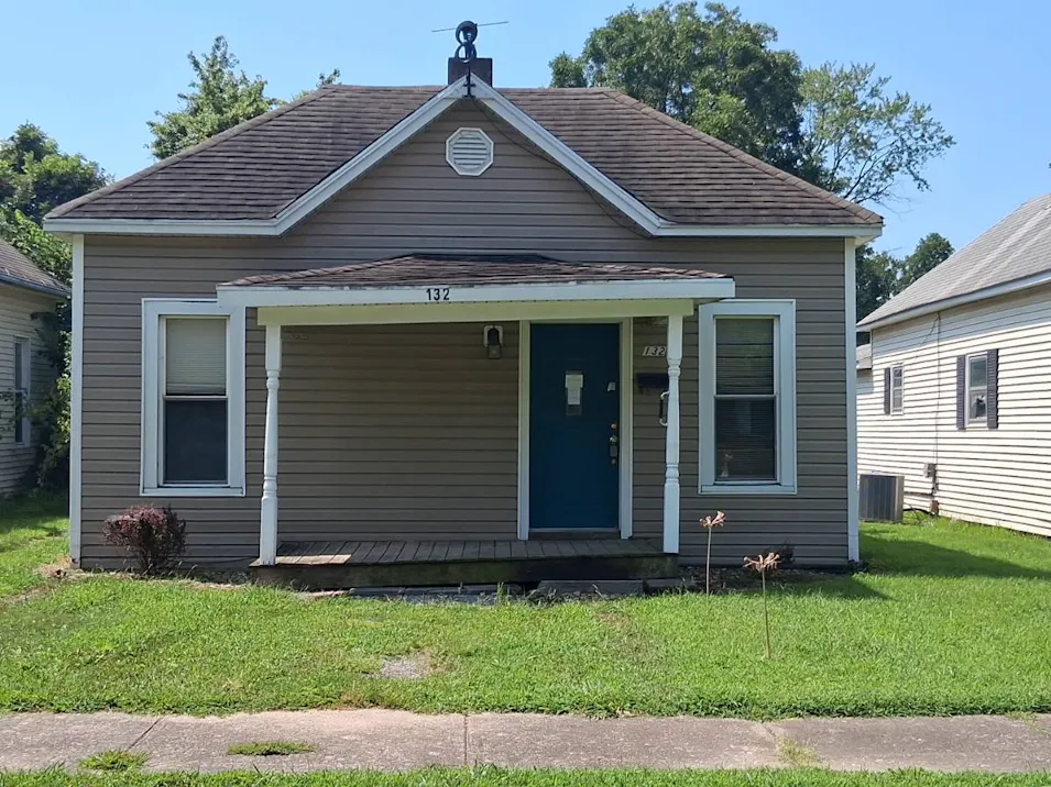 132 Cook Ave Chaffee, MO 63740, Scott County