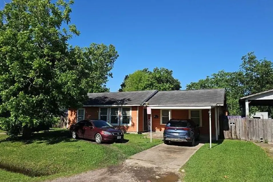 203 Greendell Street Highlands, TX 77562, Harris County