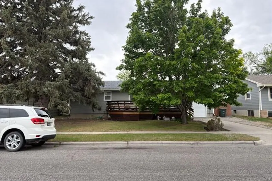 1816 Miles Avenue Billings, MT 59102, Yellowstone County