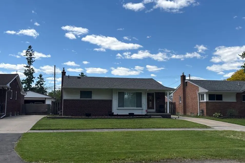 8230 Mortenview Dr Taylor, MI 48180, Wayne County