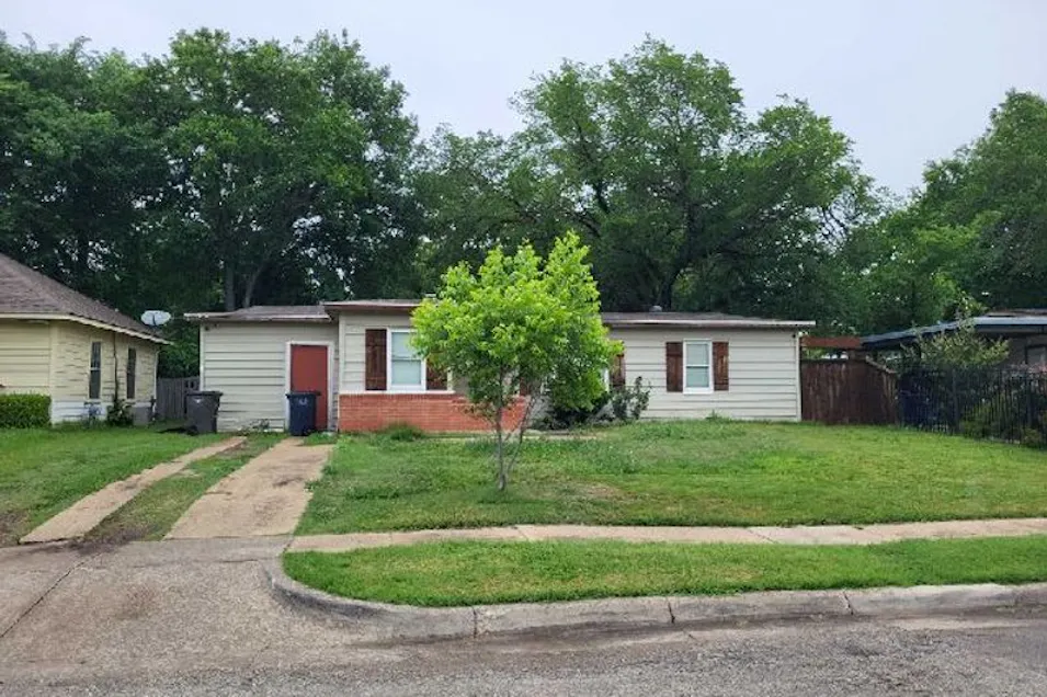 1532 Cairn Cir Fort Worth, TX 76134, Tarrant County
