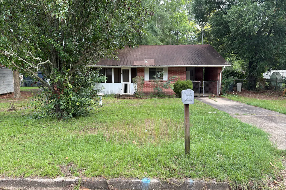 322 Alberta St Enterprise, AL 36330, Coffee County