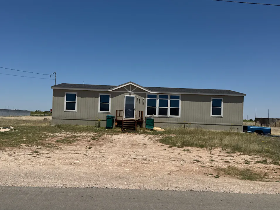 404 W Cottonwood Ln Hobbs, NM 88242, Lea County