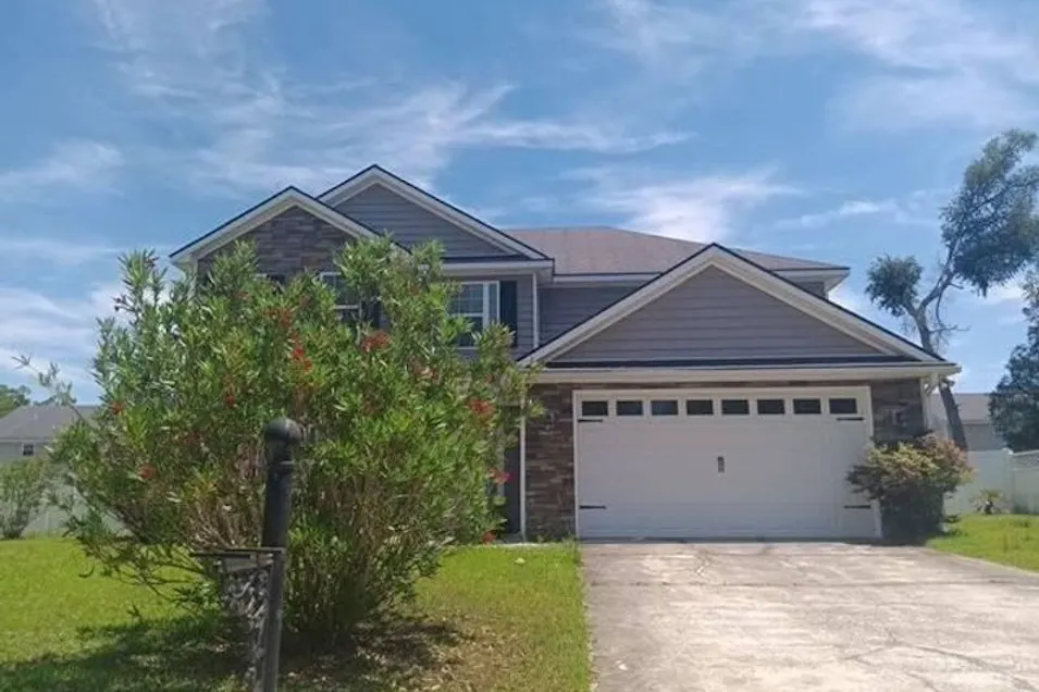 709 Eden Ln Hinesville, GA 31313, Liberty County