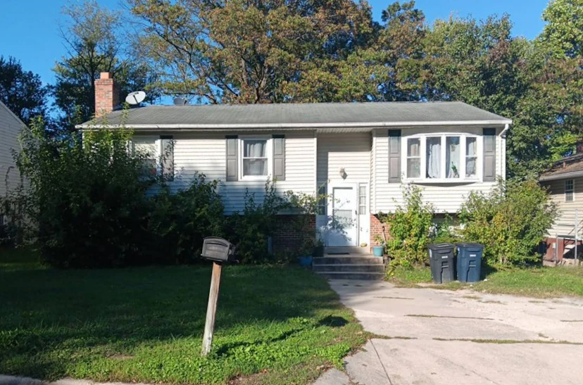 4620 Lincoln Ave