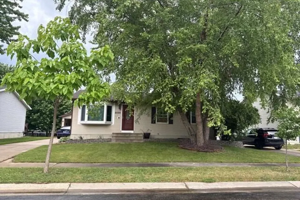 2029 49 1/2 Street NW Rochester, MN 55901, Olmsted County