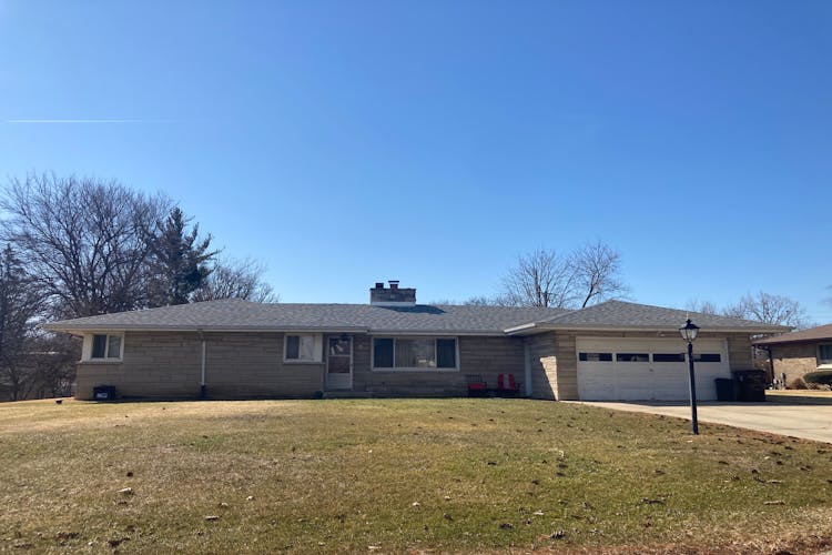 210 Redbud Dr, Joliet, IL, 60433, USA