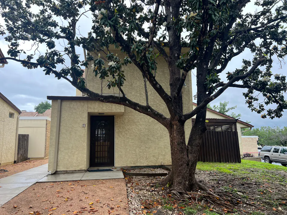 7123 Thrush View Ln Apt 7 San Antonio, TX 78209, Bexar County