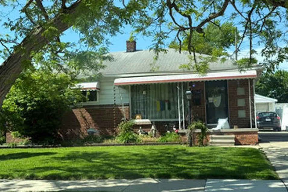 1548 Mayflower Ave Lincoln Park, MI 48146, Wayne County