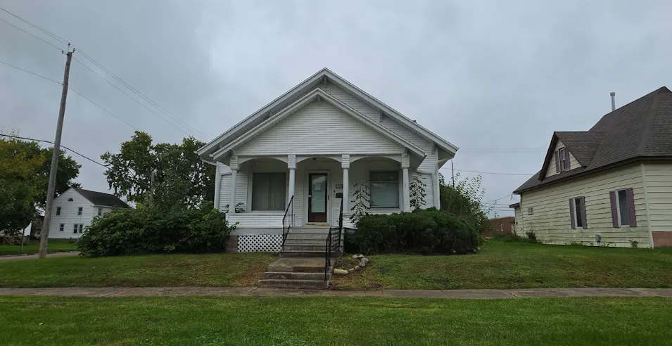 10 S 1st Ave W Hartley, IA 51346, O'Brien County