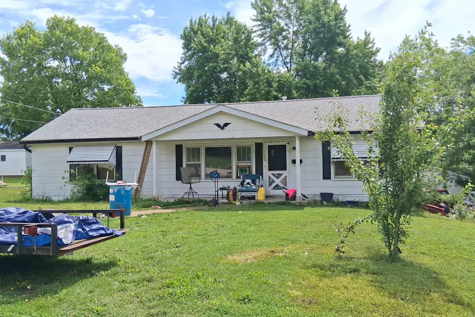 113 N 10th St De Soto, MO 63020, Jefferson County
