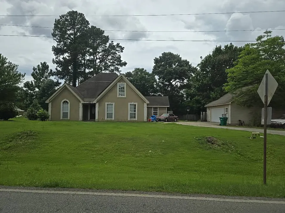 108 Crestview Church Rd Warner Robins, GA 31088, Houston County