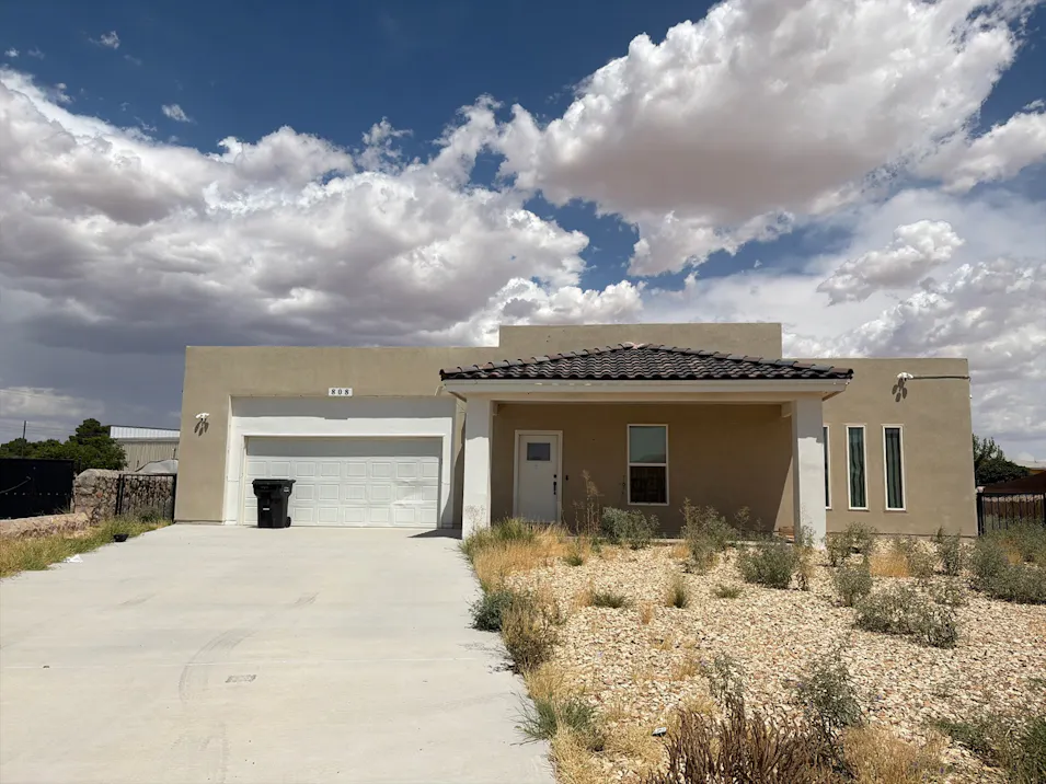 808 Andrea Kufner El Paso, TX 79928, El Paso County