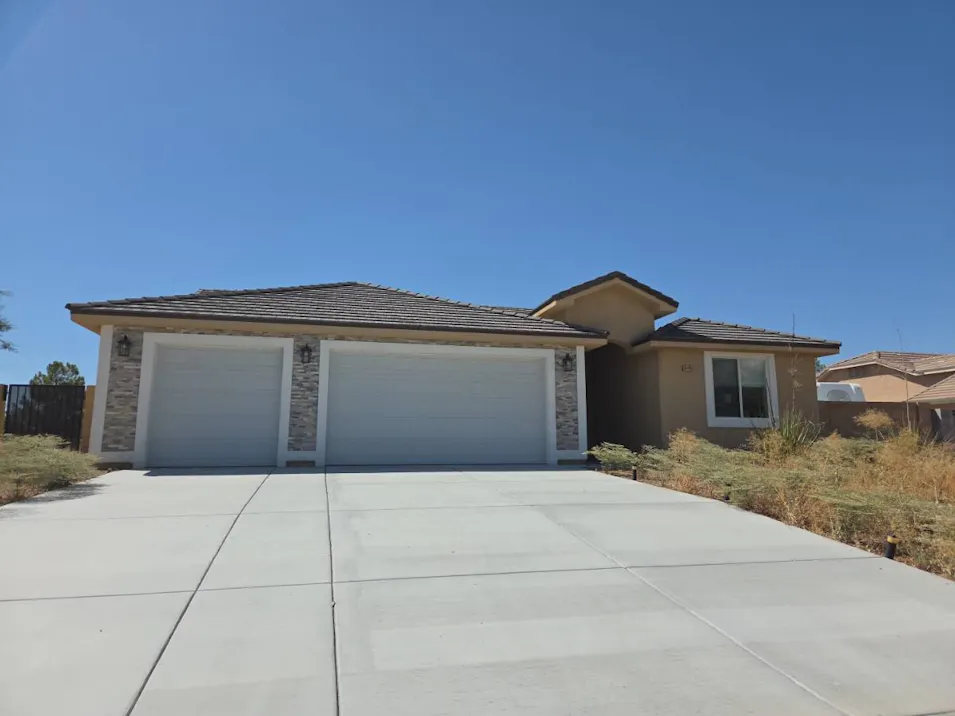 6440 Montclair St Pahrump, NV 89061, Nye County