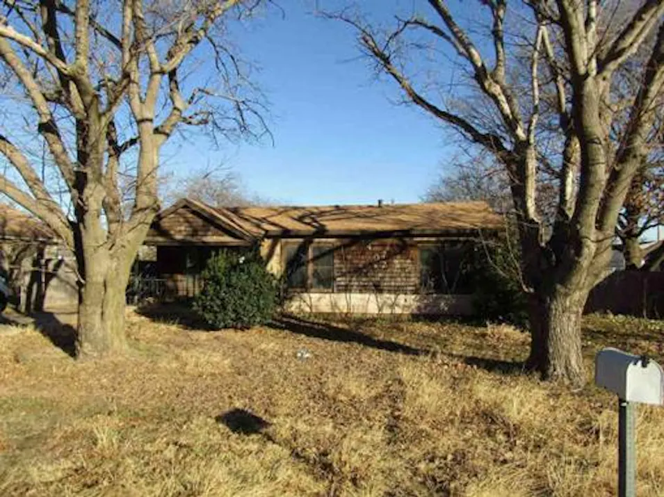 402 E Washington Ave Iowa Park, TX 76367, Wichita County