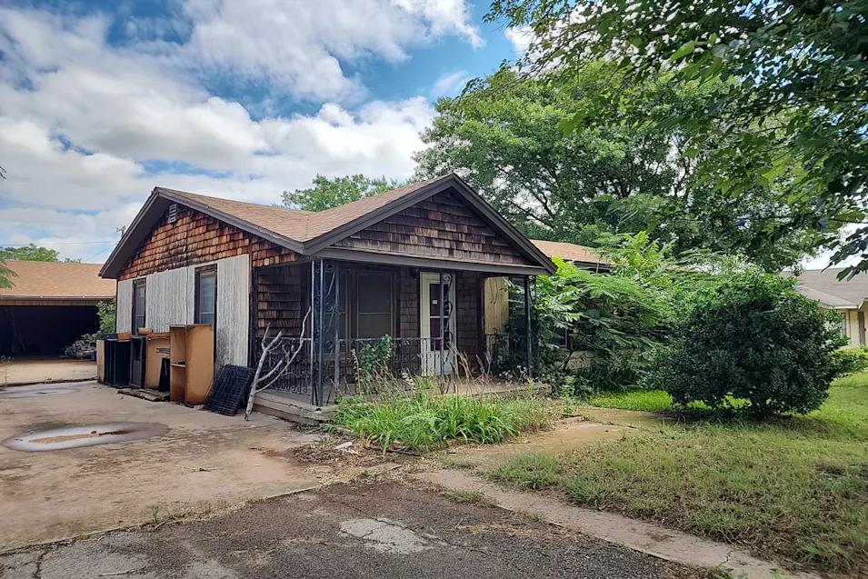402 E Washington Ave Iowa Park, TX 76367, Wichita County