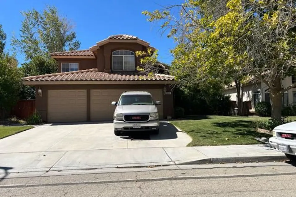 2800 West Pondera Street Lancaster, CA 93536, Los Angeles County