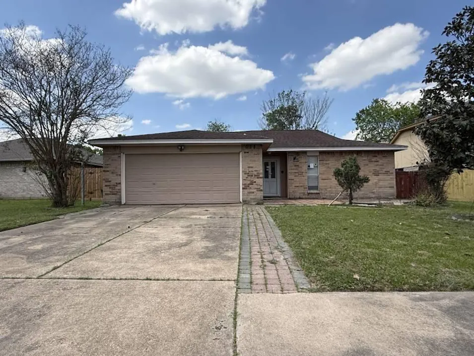 12627 Lockbourne Dr Houston, TX 77038, Harris County
