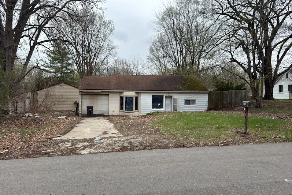 11253 Lincoln St Taylor, MI 48180, Wayne County