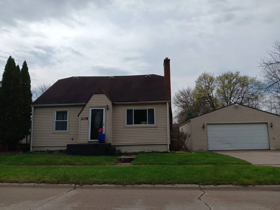 208 Poplar Street Clio, MI 48420, Genesee County