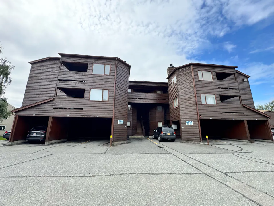 9750 Vanguard Dr Anchorage, AK 99507, Anchorage County