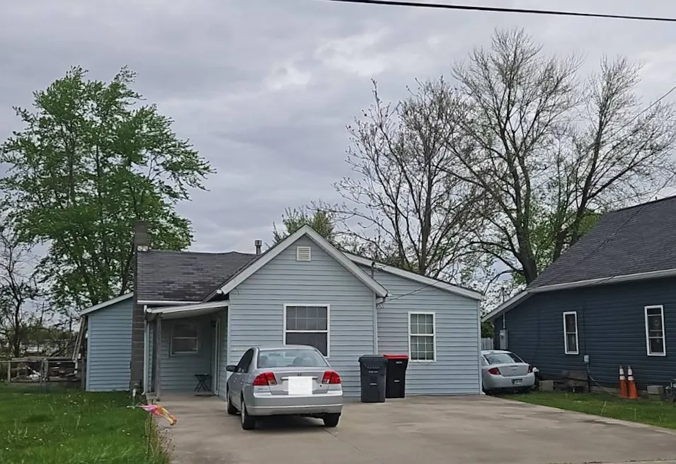 10208 E Muncie Street Selma, IN 47383, Delaware County