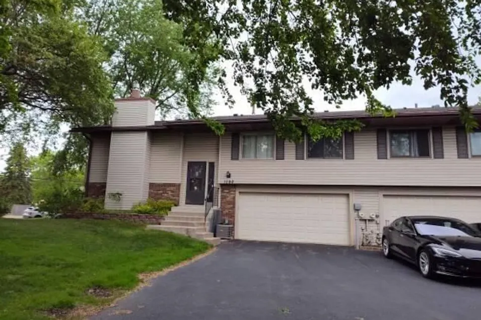 1092 Churchill Place Shoreview, MN 55126, St. Paul County