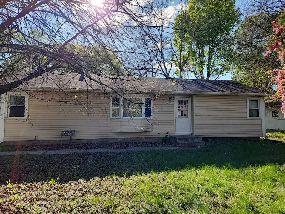 6609 West Broadway Brooklyn Park, MN 55428, Hennepin County