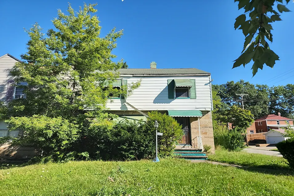 くぅく 16813 Glendale Ave, Cleveland, OH 44128, Cuyahoga County | Auction.com