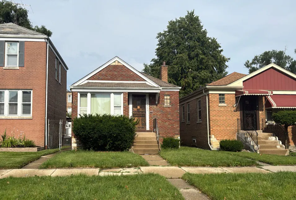 10443 S. Vernon Ave. Chicago, IL 60628, Cook County