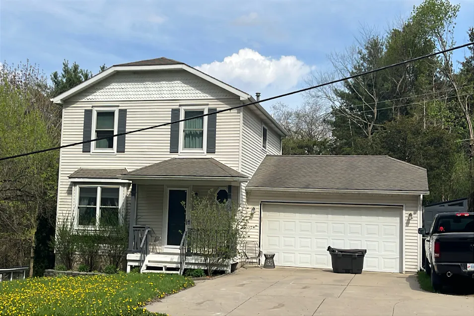 8841 Hamburg Rd Brighton, MI 48116, Livingston County