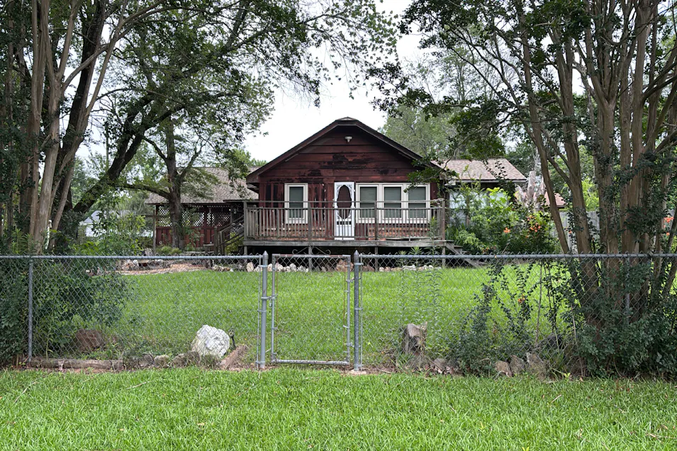 420 E Elm Haskell St Benton, AR 72015, Saline County
