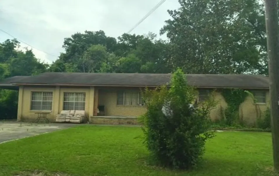 434 Second Street Monticello, MS 39654, Lawrence County