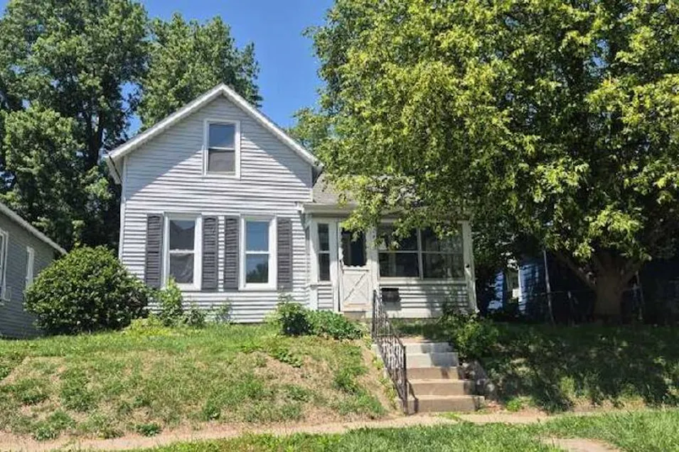 1713 16th Avenue Moline, IL 61265, Rock Island County