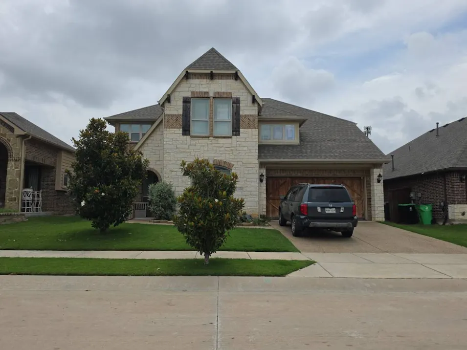 2104 Blue Azalea Savannah, TX 76227, Denton County