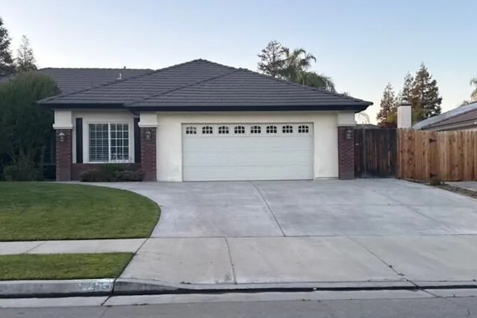 12210 Rushville Ct Bakersfield, CA 93312, Kern County