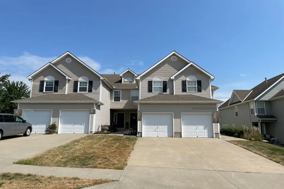 8606 NE 97th Street Kansas City, MO 64157, Clay County