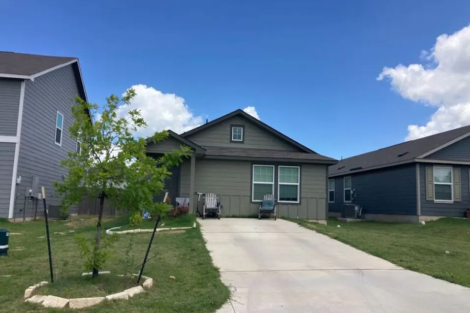153 Texas Angel Way Jarrell, TX 76537, Williamson County